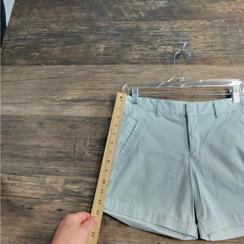 Vince Women's Light Cream Bermuda Shorts - Picture 2 of 9